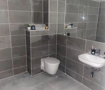 5 Bedroom Apartment - Photo 1