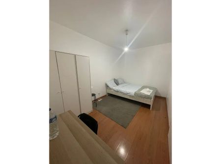 Rua Ana de Castro Osório, Lisbon, Lisbon 1500-038 - Photo 2