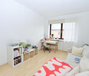 Helle Zweizimmerwohnung in Toplage nähe Uni - Foto 1
