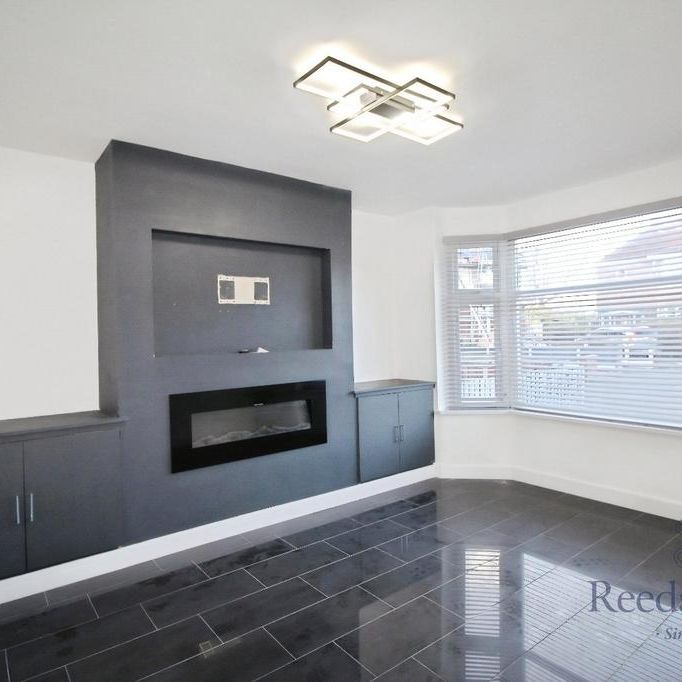 3 bedroom semi-detached house to rent - Photo 1