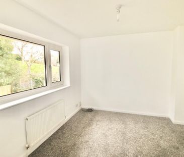 3 bedroom end of terrace house to rent - Photo 1