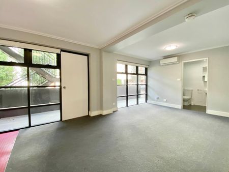 G03/569 Hunter Street, Newcastle - Photo 2