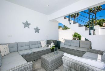 LONG-TERM RENTAL FROM SEPTEMBER 2026. Modern villa with pool and sea views for rent in Moraira.