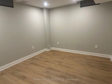 For Lease - 16 Maroon Drive Unit# Bsmt, Richmond Hill, Ontario - Photo 2