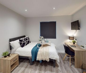 7 bedroom flat to rent - Photo 5