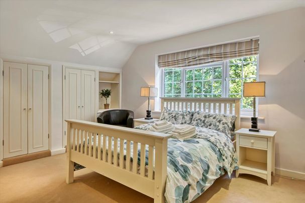 7 bedroom detached house to rent - Photo 1