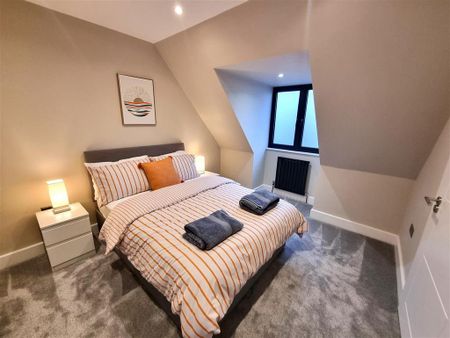 4 bedroom detached house to rent - Photo 5