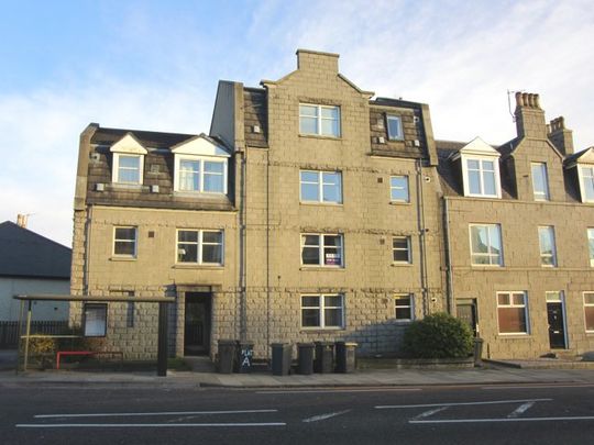 Flat E, 461 Holburn Street, AB10 7GT, Aberdeen - Photo 1