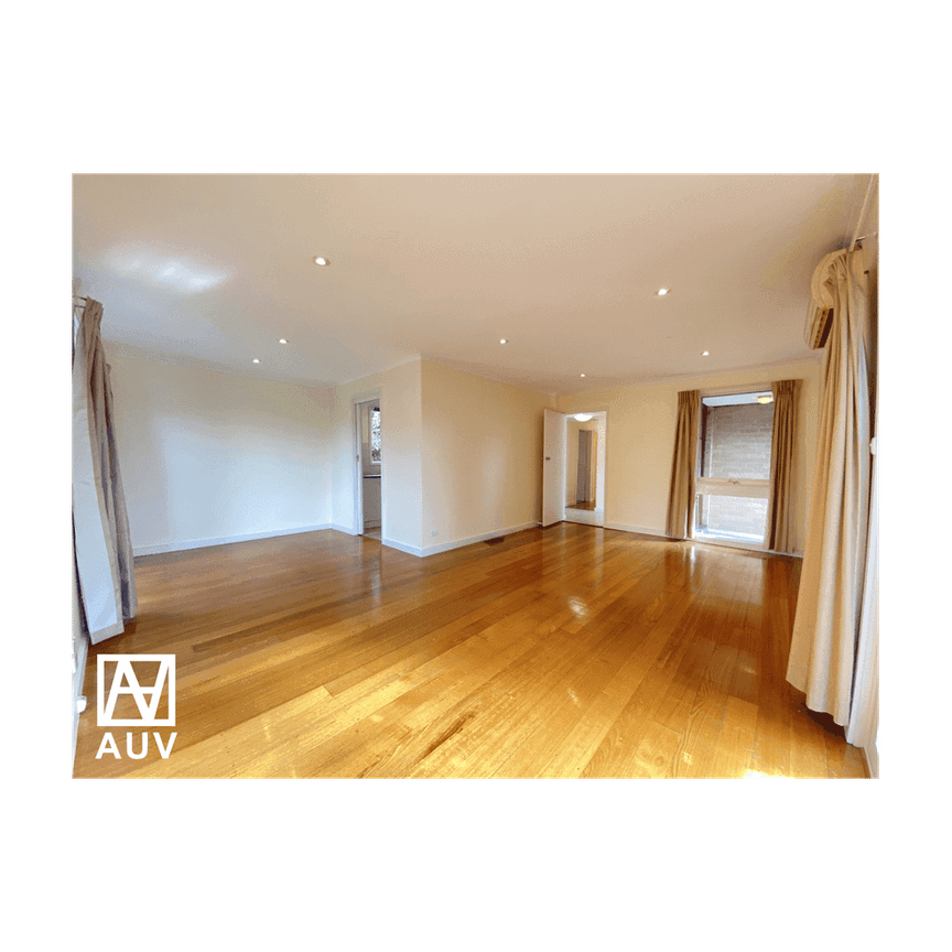 Fantastic value and location!! Deepdene Primary Catchment! - Photo 1