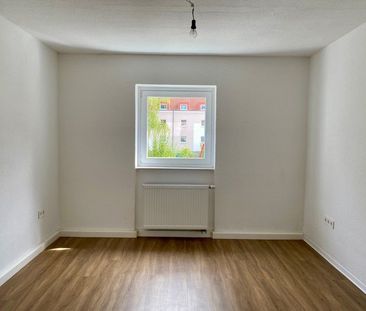 Sanierte 2-Zimmer-Wohnung mit Balkon und Tageslichtbad - Photo 5