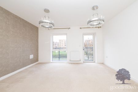 Felnex Avenue, Wallington, SM6 - Photo 2