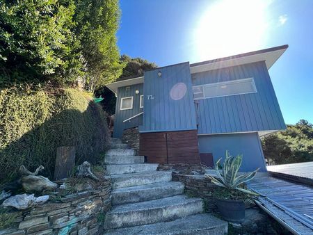 Plimmerton 2 bed with privacy & views - Photo 4