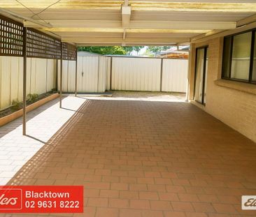 Spacious Family Home in Quiet Cul-de-Sac - Photo 2