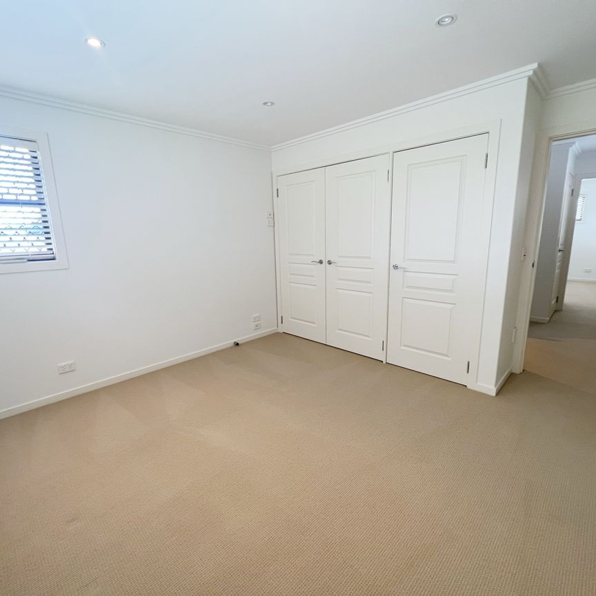 Modern 3-Bedroom Home in Central Ballina - Photo 1