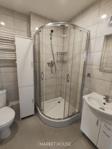 Podzamcze 2-pok. mieszkanie z niezależną kuchnią - Photo 2