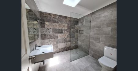 Refurbished Tranquil Oasis - Photo 3