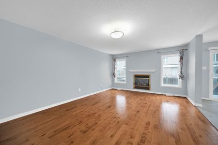 For Lease - 37 Barnstone Drive, Barrhaven, Ontario - Photo 2