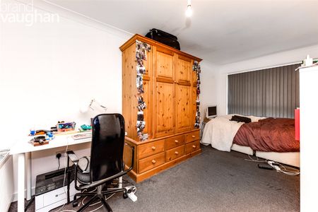 6 bedroom house to rent - Photo 3