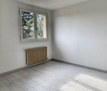 Location Appartement 2 pièces 39m² MOUGINS 06250 - Photo 2