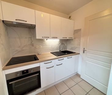 Location Appartement 2 pièces 46m² - Photo 3