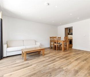 The Mazles, Comberton, Cambridge, CB23 7FA - Photo 1