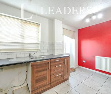 2 bedroom property to rent Coltsfoot Green, Luton, LU4 - Photo 5