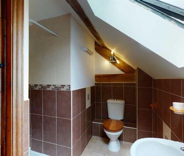 2 bedroom barn conversion to rent - Photo 4