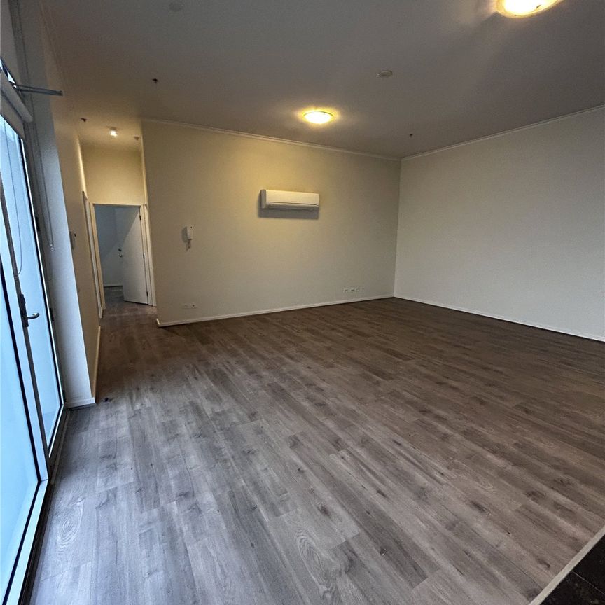 2/56 Jeffcott Street - Photo 1