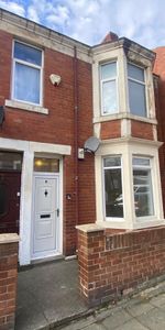 2 bed flat to rent in Fern Dene Road, Gateshead - Photo 4