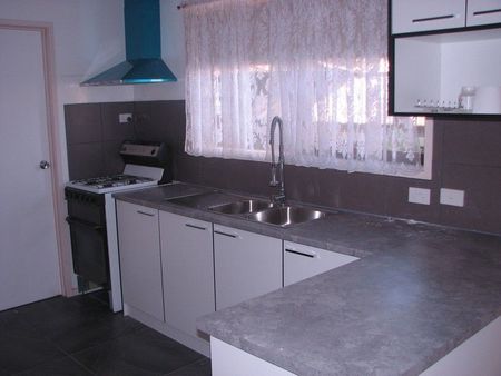 A Perfect Blend of Comfort, Space, and Convenience - Photo 5