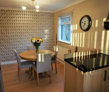 3 bedroom semi-detached house to rent - Photo 2