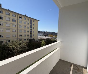 Bel appartement de 2.5 pièces au 2ème étage - Photo 3