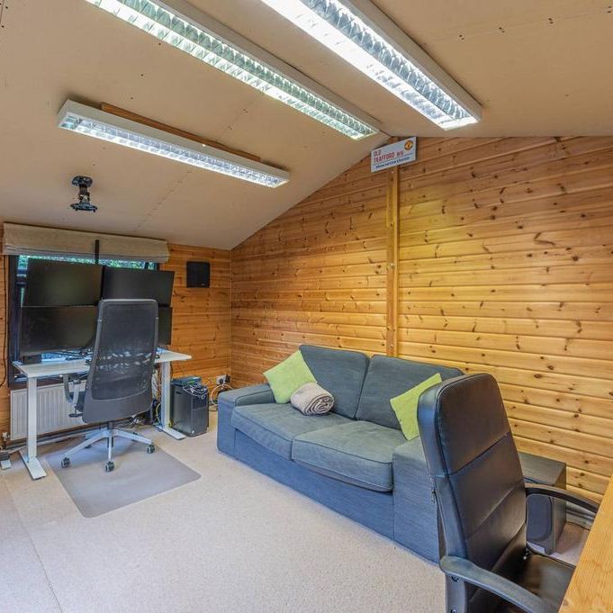 2 bedroom terraced house to rent - Photo 1