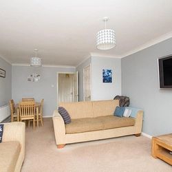 Windsor Gardens, CT6 8FE, Herne Bay - Photo 2
