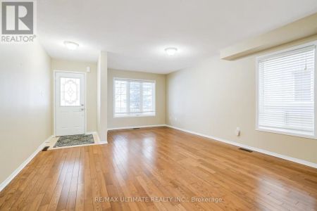 195 KNAPTON DRIVE - Photo 2