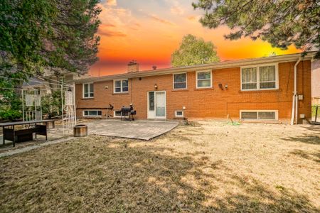 For Lease - 683 Conacher Drive, Toronto, Ontario - Photo 2