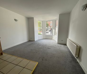 Apt 1, 10 Cliftonville Avenue, Apartment 1, Belfast, BT14 6BX - Photo 1