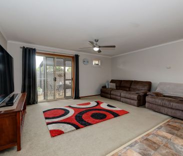 Well presented unit - Photo 3