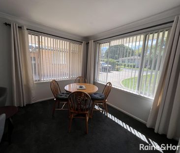 Charming Semi-Furnished 2 Bedroom Unit - Photo 4