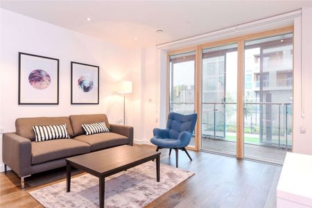 A contemporary one double bedroom apartment in a secure gated development. - Photo 2