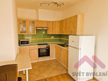 Pronájem bytu 2+kk 61 m2 - Fotografie 5