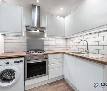 Regents Park Road, London, N3 - Photo 3