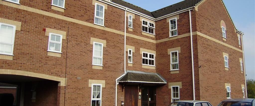 Churchill Court, Bishops Park, Telford Close - Photo 1