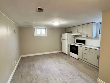 Detached Home For Lease | E8139326 - Photo 4