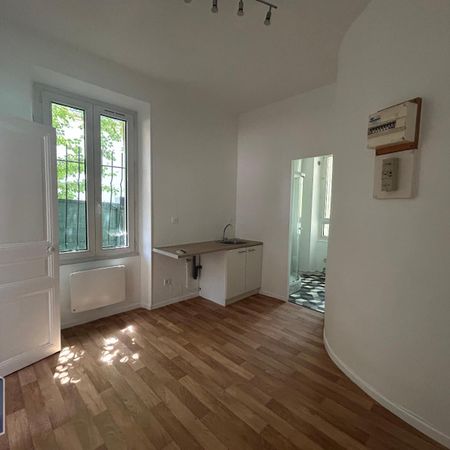 Location Appartement 1 pièce 23m² LE PERREUX SUR MARNE 94170 - Photo 3