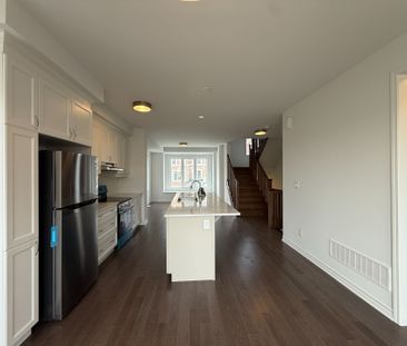For Lease - 90 Avani Avenue, Markham, Ontario - Photo 6