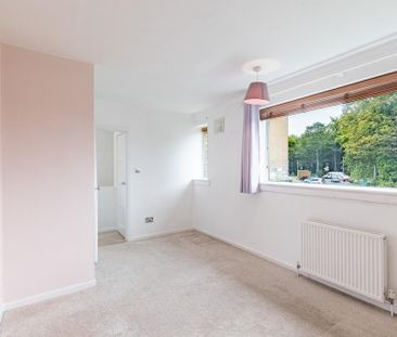 2 bedroom semi-detached house to rent - Photo 4