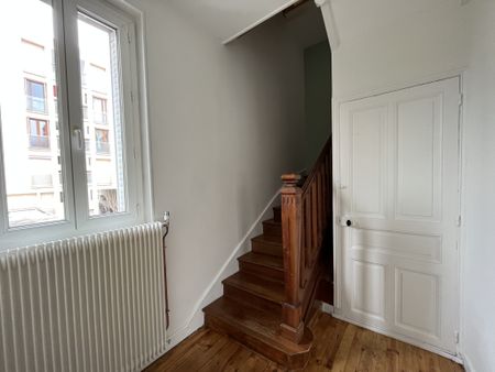 Location Maison 3 pièces 89m² CHAMALIERES 63400 - Photo 5