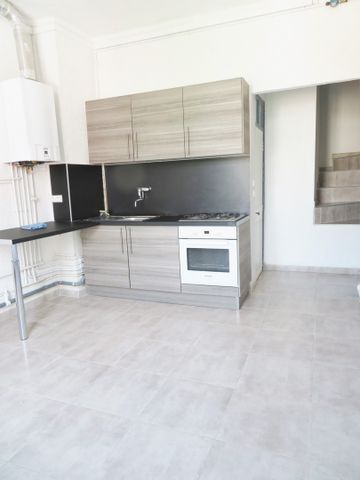 T1Bis, Rue des Quatrefages, 23m², 435€ H.C - Photo 2