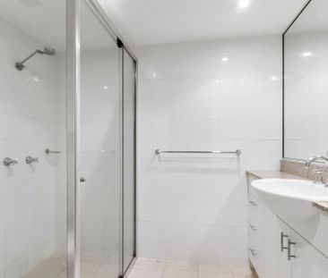 1 Bedroom Apartment in the Heart of St Leonards - Photo 1